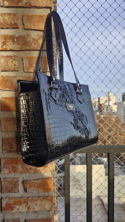 Cartera Bazán negro croco
