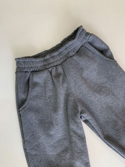 Jogging frizado mujer gris 