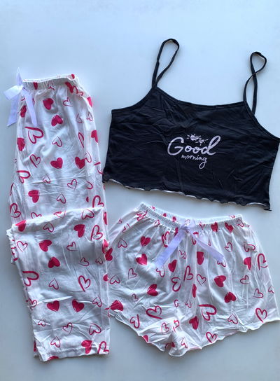 Pijama 3 piezas Corazones