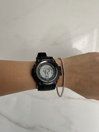 RELOJ SUSY SUMERGIBLE NEGRO
