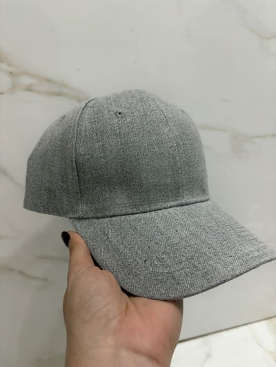 GORRA GRIS SENCILLA