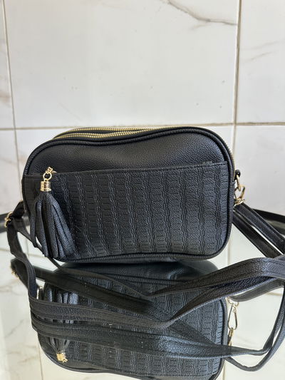 CARTERA BLACK MORRAL