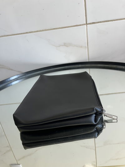 NECESER NEGRO