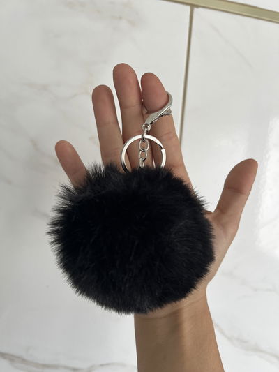 LLAVERO POMPON NEGRO