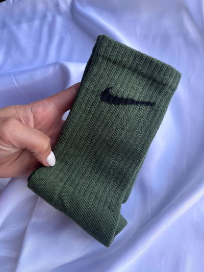 Nike Verde Militar