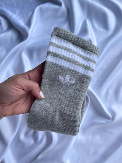Adidas Gris 3 Rayas Blanca