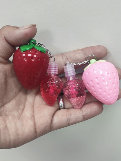 Balsamo magico 2 in 1 Fresa con llavero Gloss