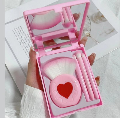 Set Brochas Amor con estuche de espejo