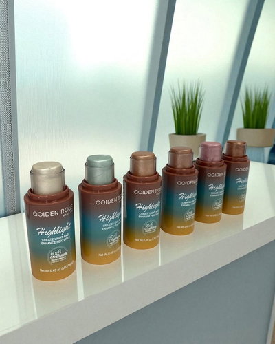 Iluminador en barra QOIDEN ROSE