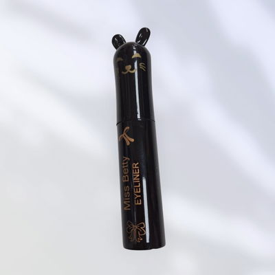 delineador liquido aprueba de agua