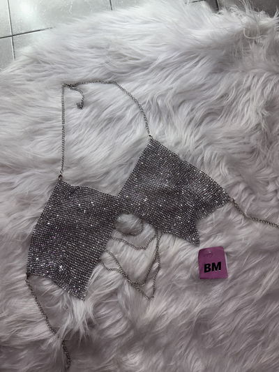 Top importado brillo Corpi se ata en la espalda