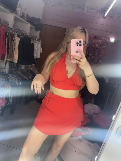 Conjunto flor seda rojo