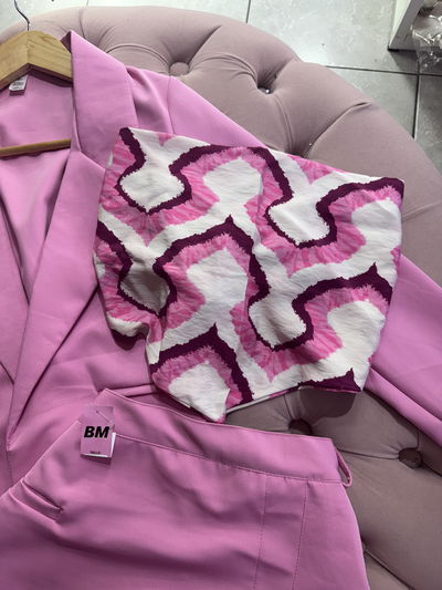 Top estampado se ata