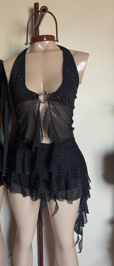 Conjunto Bratz Tul brillo ( pollera tiene short abajo 