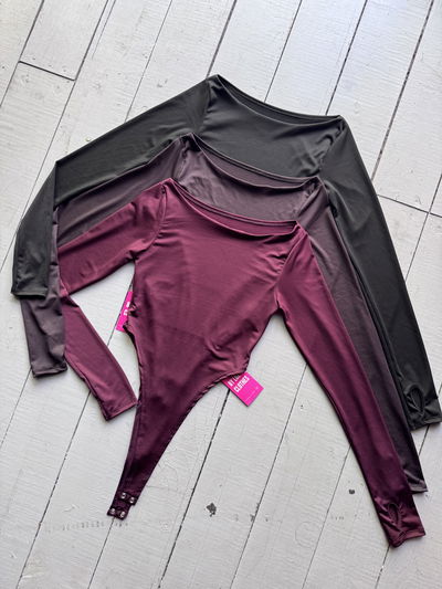 Body manga larga cavado 