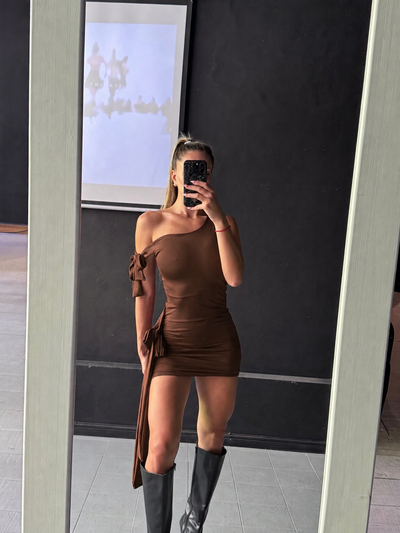 Vestido asimetríco chocolate