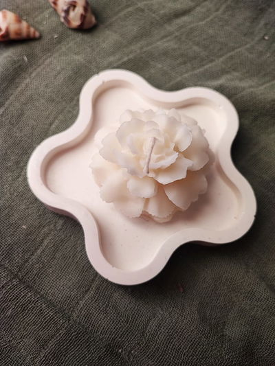 Set vela clavel mas bandejita floral