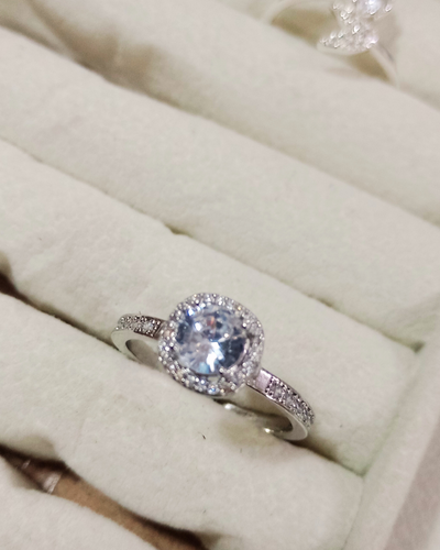 Anillo amalia