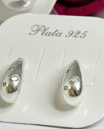 aros gota con piedras