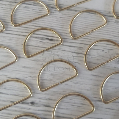 Medialuna de metal 30mm dorado x un.