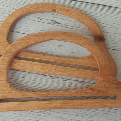 Manija de madera medialuna 22,5x12