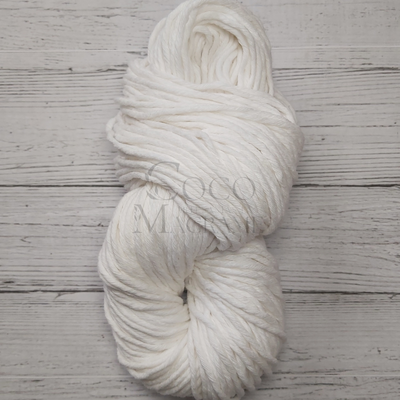 Hilo de algodón 16 hebras Blanco - Madeja 150 gr.