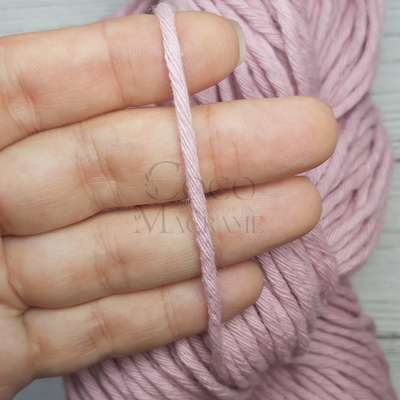 Hilo de algodón 16 hebras Rosa viejo - Madeja 150 gr.