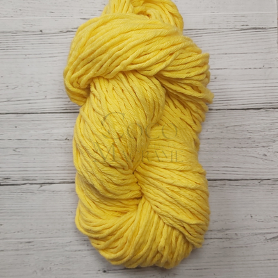 Hilo de algodón 16 hebras Amarillo - Madeja 150 gr.