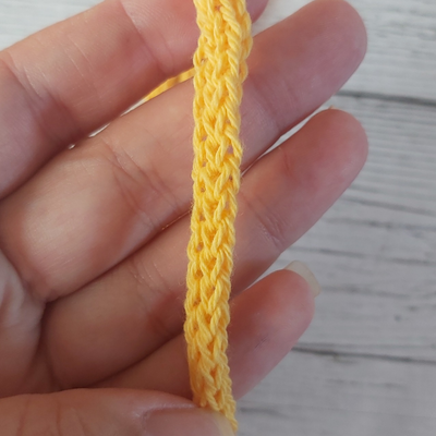 Cordon tejido tricotin 2 mts - Amarillo