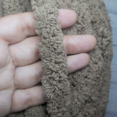 Chenille xxl 18mm 250 gr. - Chocolate - Ideal mantas