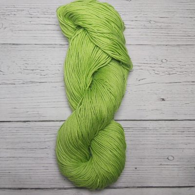 Algodón Peruano Mercerizado Verde Manzana 100 Gr Madeja