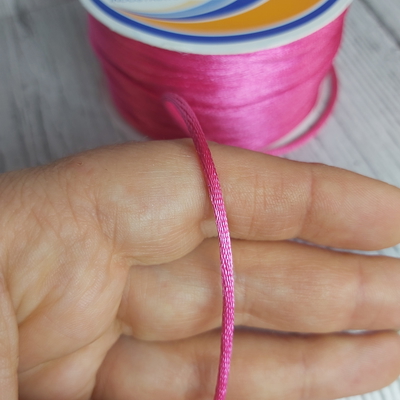 Cordón De Seda Raso 2,5mm X 30 Mts Fucsia Para Bijou Y Accesorios