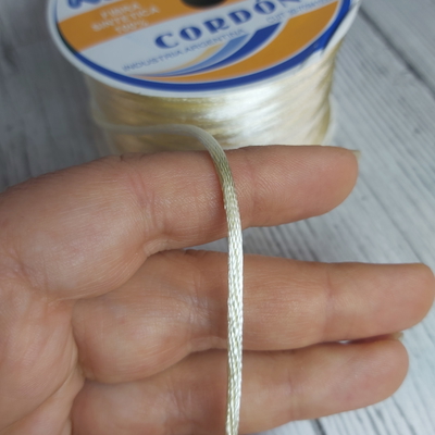 Cordón De Seda Raso 2,5mm X 30 Mts Natural Para Bijou Y Accesorios