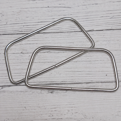 Par de Manijas de metal plateada 12cm