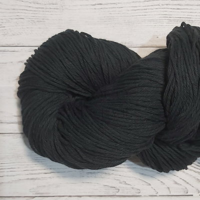 Hilo de algodón 8/6 Negro - Madeja 150 gr.