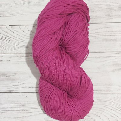 Hilo de algodón 8/6 Magenta - Madeja 150 gr.