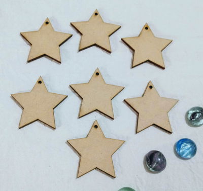 Pack de 50 estrellas con 1 orificio