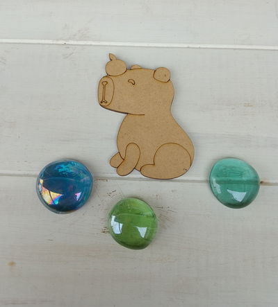 Figura de Capibara (C01) MDF 3 mm, color natural.