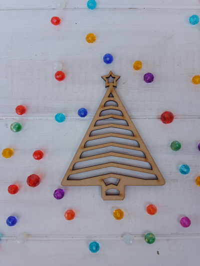 🎄Arbolito navideño calado para colgar (AN12)