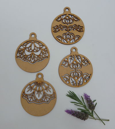 🎄 Esferas navideñas x 12 unidades surtidas🎄 (Combo E)