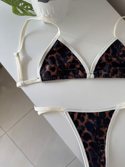BIKINI PRINT BORDE CREMA
