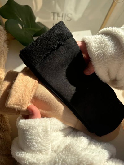 PACK X4 PARES DE MEDIAS CON PELUCHITO SURTIDO PROMO