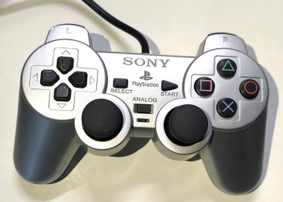 Dualshock 2 "Satin Silver"