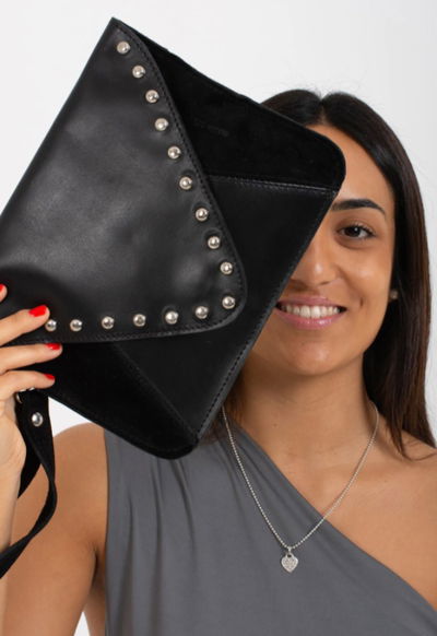 Bandolera de cuero y gamuza