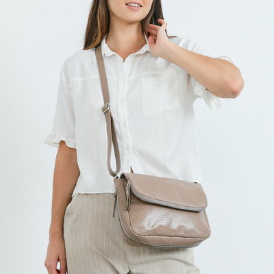 Cartera de cuero