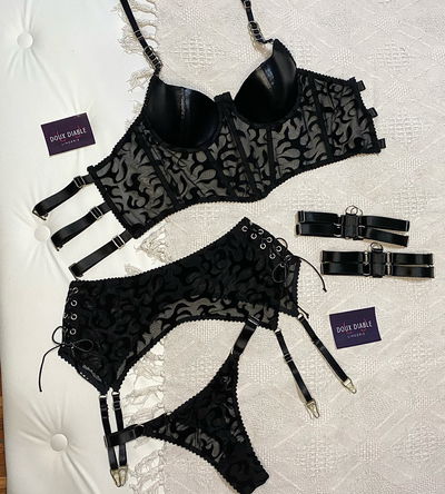 Set Vixen de 4 partes (por pedido)