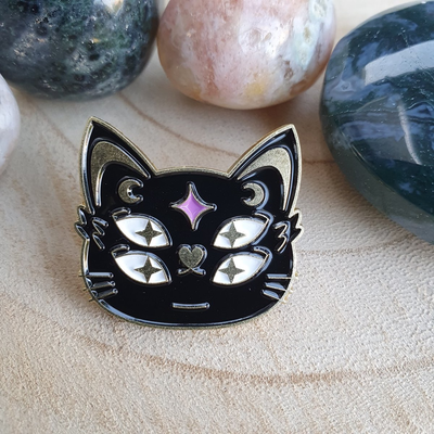 Pin gatito magic