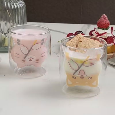 VASO TRANSPARENTE CON FORMA