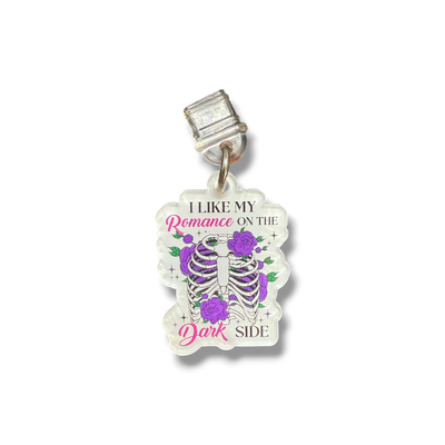 CHARM PUERTO DE CARGA C - KINDLE - DARK SIDE