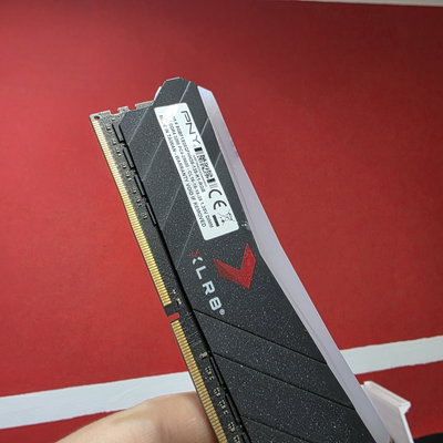 8gb 3200mhz Ddr4 XLR8 RGB / Cada Unidad /
